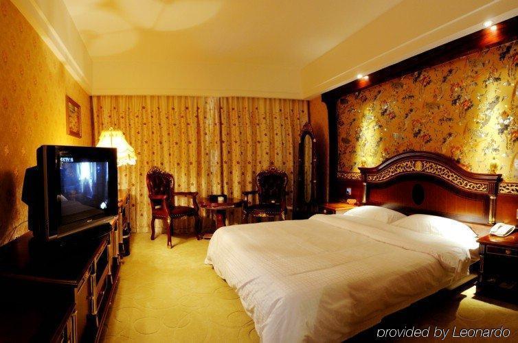 New West Street International Hotel Yangshuo Quarto foto
